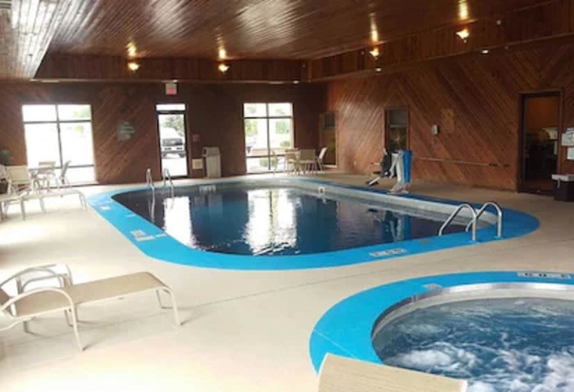 בית מלון כפרי Comfort Inn Huntington Near University