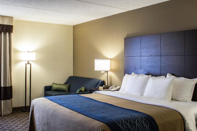 ホテル Comfort Inn & Suites Fuquay Varina