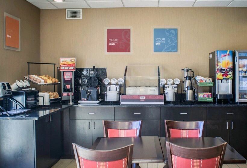 ホテル Comfort Inn & Suites Fuquay Varina