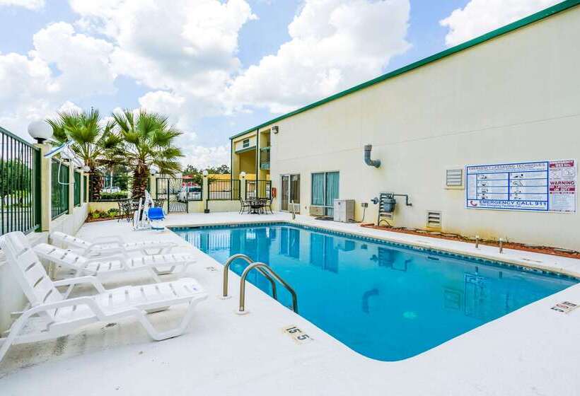 فندق Econo Lodge