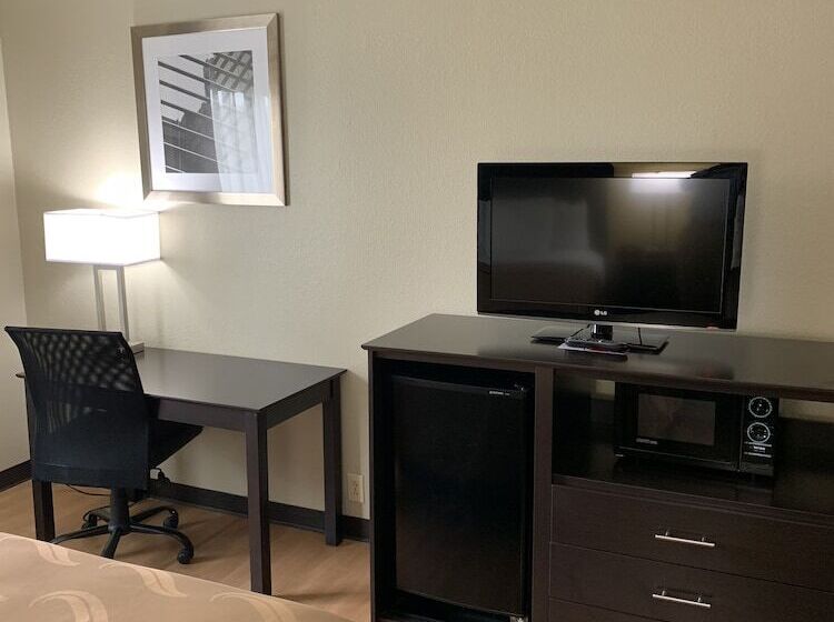 هتل Quality Inn & Suites Canton, Ga