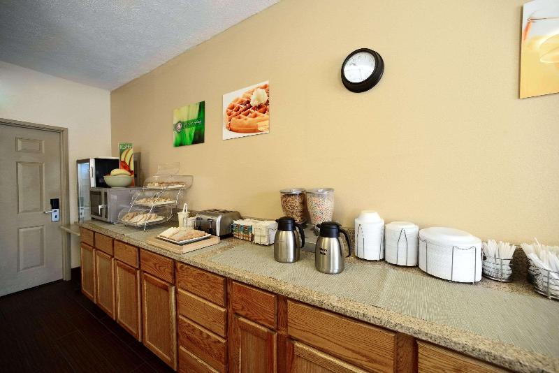 هتل Quality Inn & Suites Springfield Southwest Near I 72