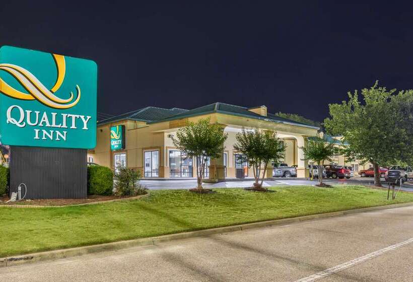 בית מלון כפרי Quality Inn Auburn Campus Area I85