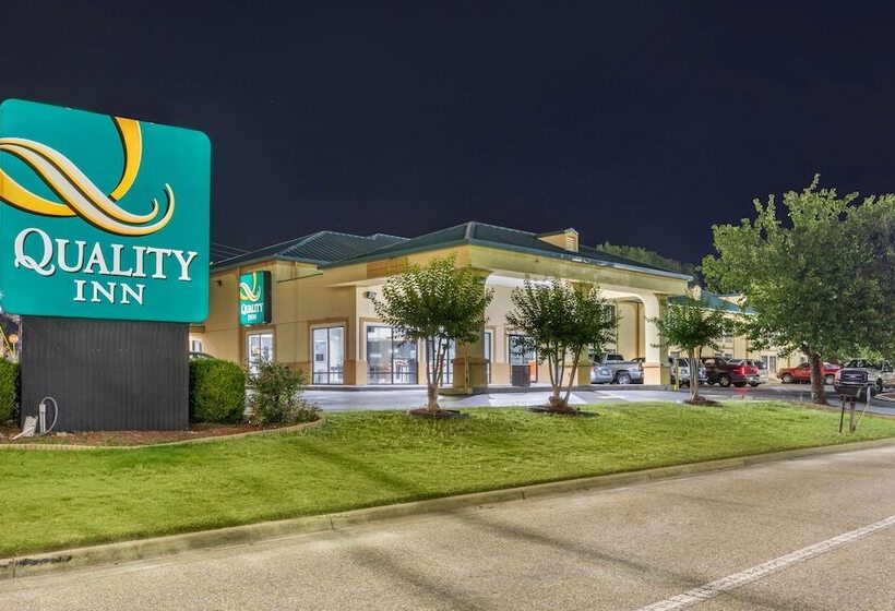 בית מלון כפרי Quality Inn Auburn Campus Area I85
