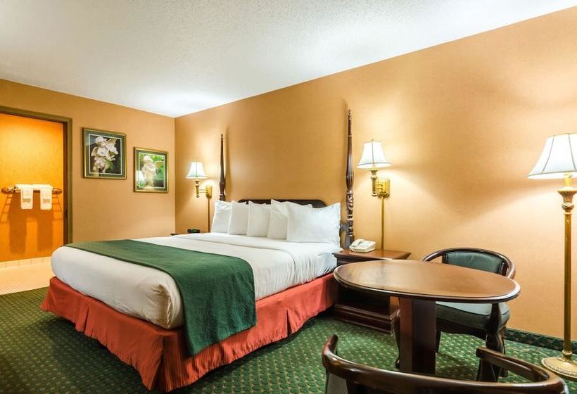 هتل Quality Inn Eureka Springs South