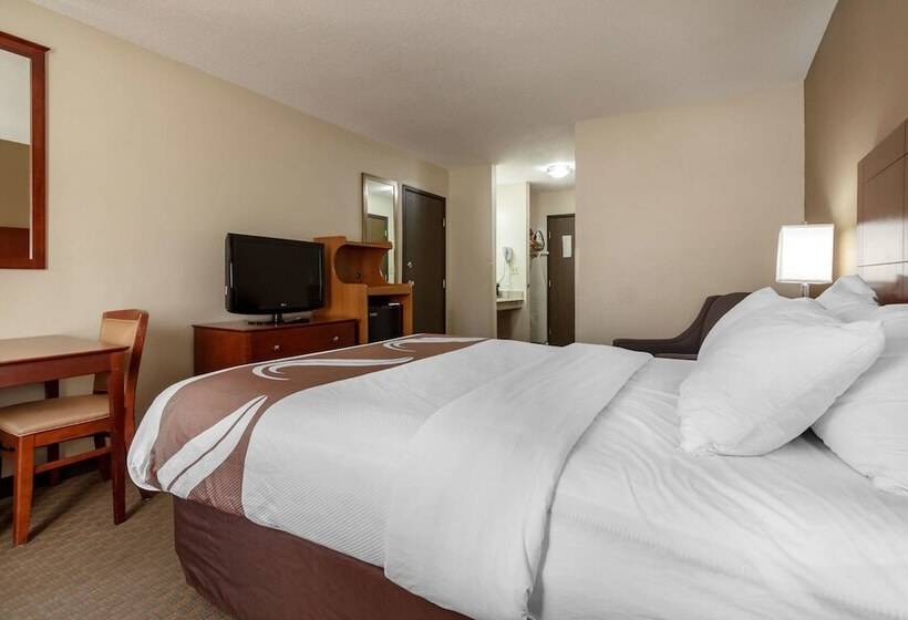 فندق Quality Inn Hays I70
