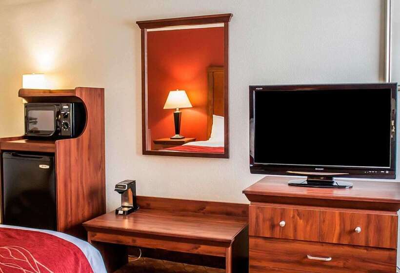 호텔 Quality Inn