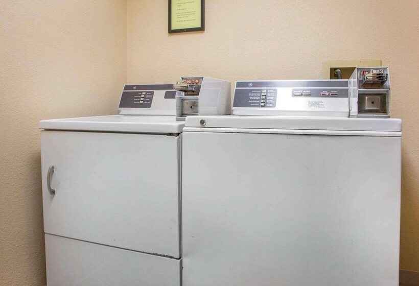 酒店 Quality Inn Ottawa Near Starved Rock State Park