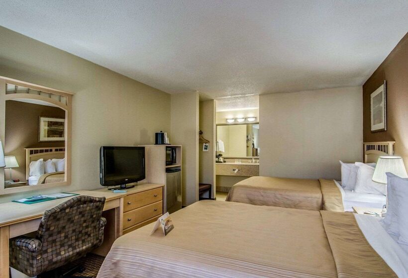 هتل Quality Inn Salem  I81