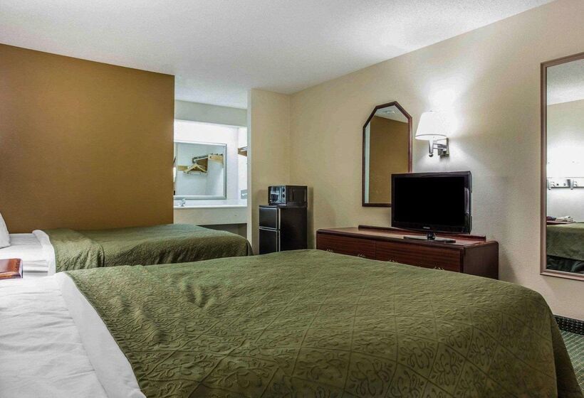 בית מלון כפרי Quality Inn & Suites Stockbridge Atlanta South I 75