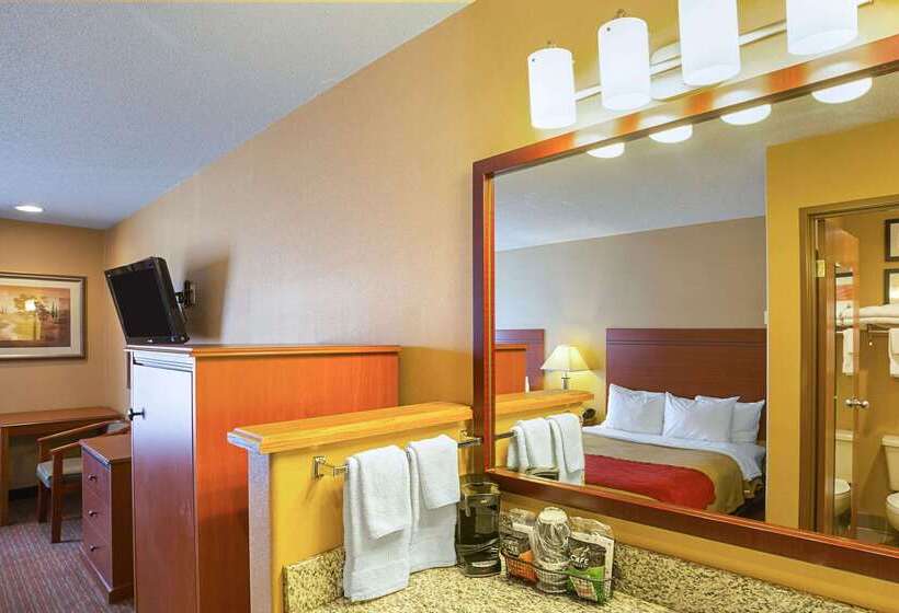 فندق Quality Inn
