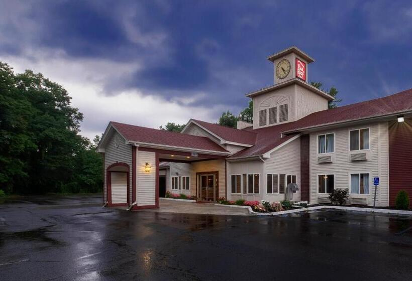 בית מלון כפרי Red Roof Inn Clifton Park