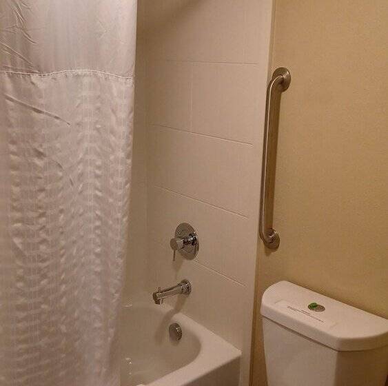 ホテル Wingate By Wyndham Pittsburgh New Stanton