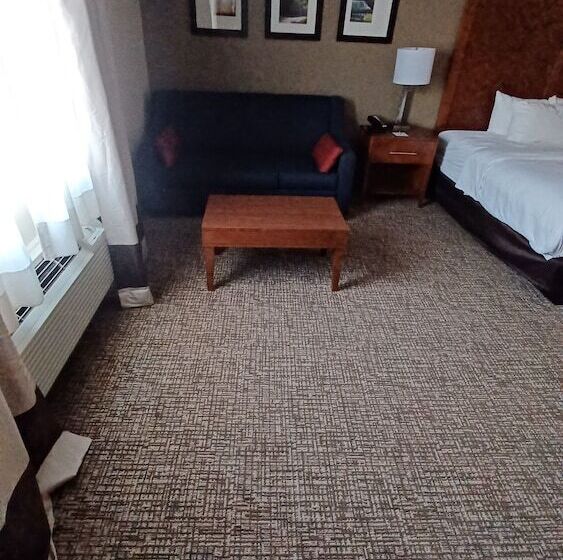 ホテル Wingate By Wyndham Pittsburgh New Stanton