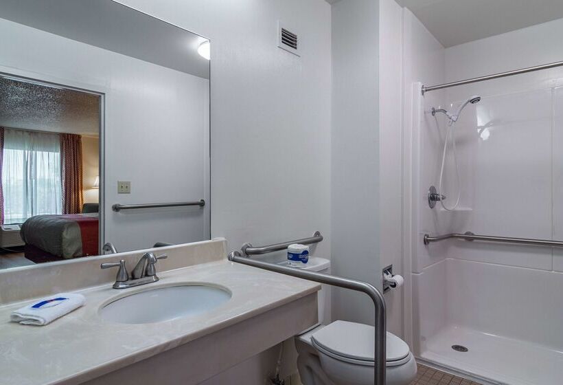 Motel 6 Waycross