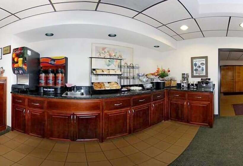 Motel 6 Waycross