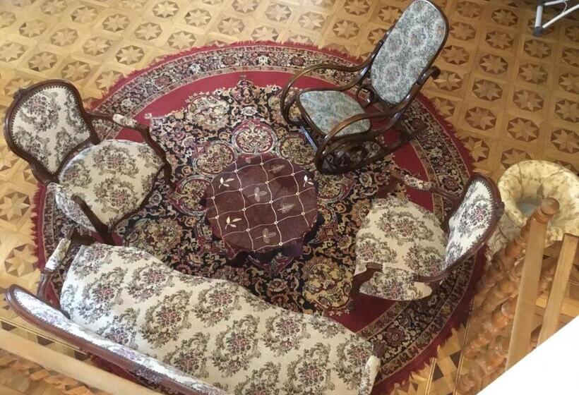 هاستل Luse Guest House