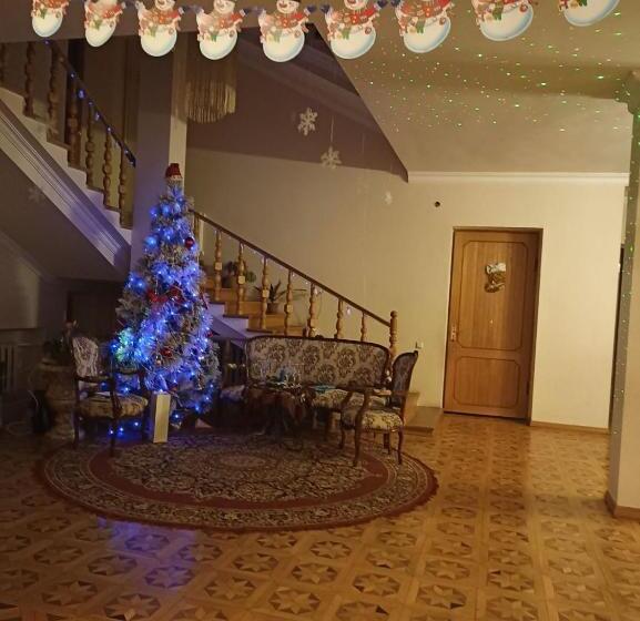 هاستل Luse Guest House