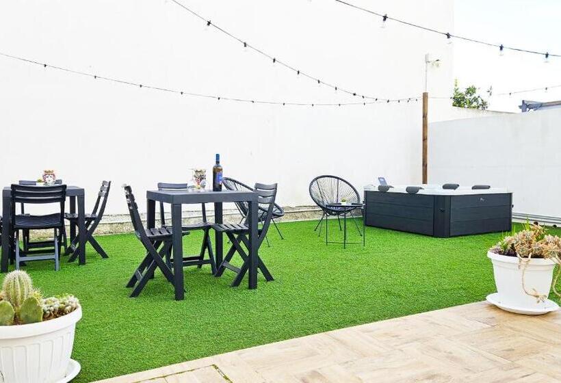 تختخواب و صبحانه Stabile Hospitality