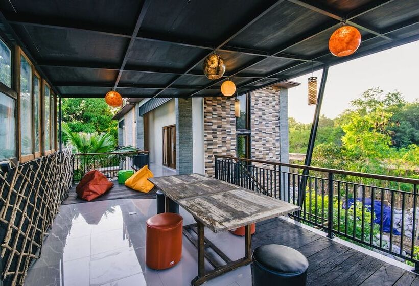 Mai Hostel Lembongan   Adults Only