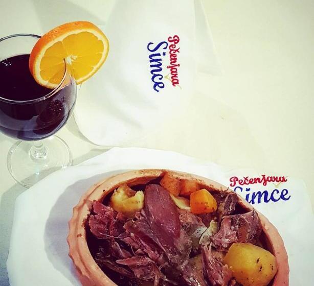 تختخواب و صبحانه Konačište Simče