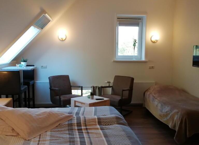 تختخواب و صبحانه Veenemaat