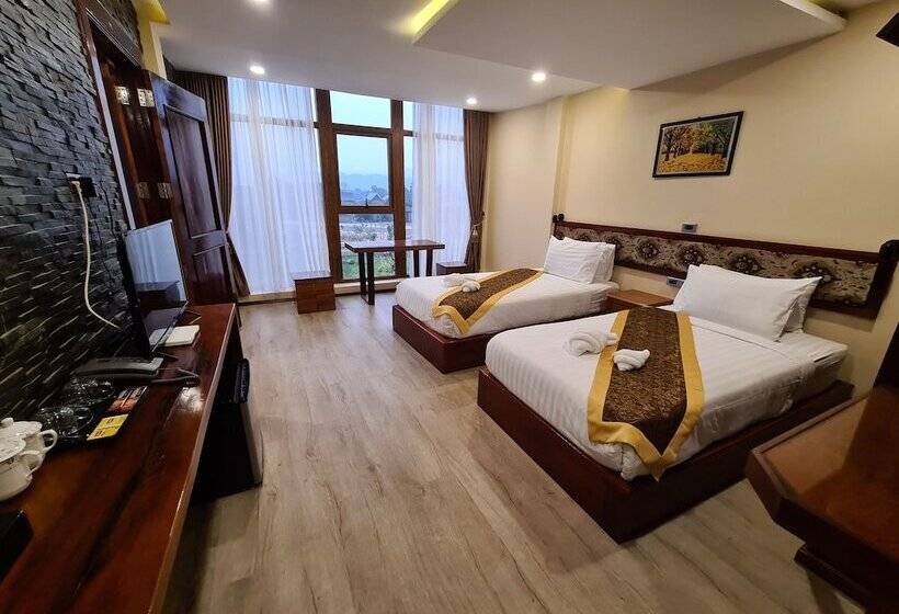 هتل Lisha Grand