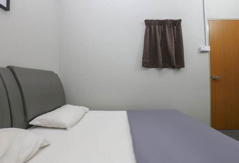 پانسیون Spot On 89751 Bed Station Guest House   Hostel