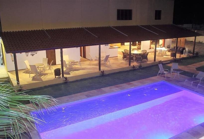 بنسيون Villa Aurora