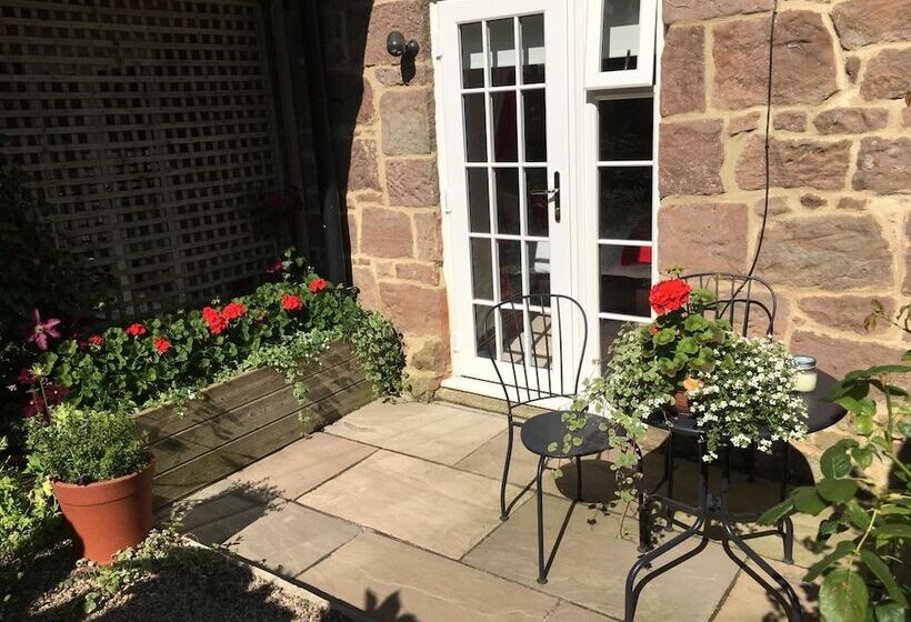 Birdsong Cottage Bed And Breakfast