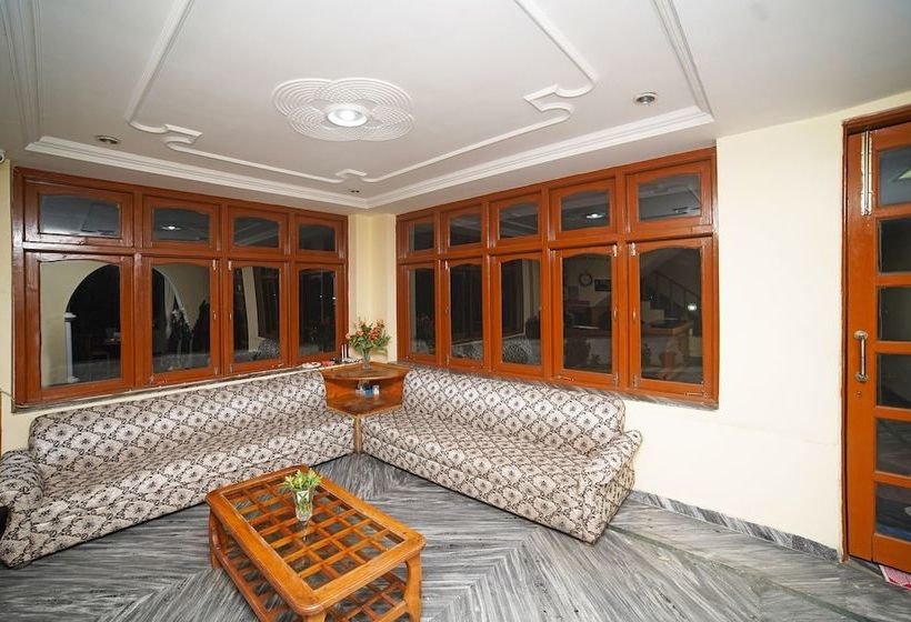 בית מלון כפרי Oyo 37141 Pathik Resort