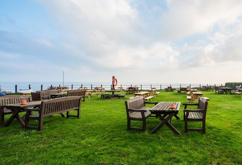 فندق The Ship Inn