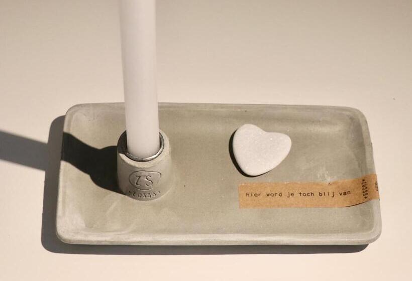 ペンション Cavalli's Cottage