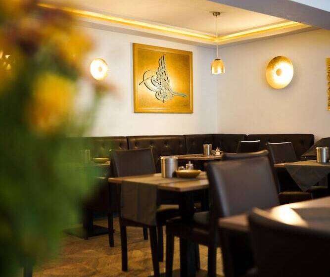 Stadthotel Am Adenauerplatz