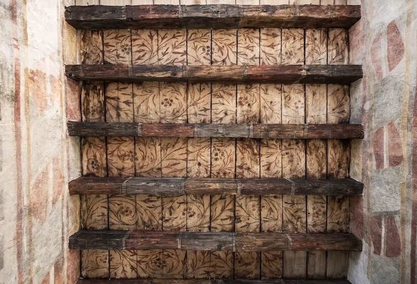 تختخواب و صبحانه Goldenstern Townhouse