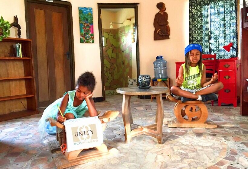 בית מלון כפרי Unity Ecovillage