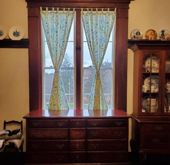 Mountain Home Bed & Breakfast