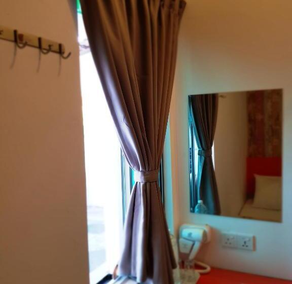 پانسیون Teruntum 96 Guesthouse