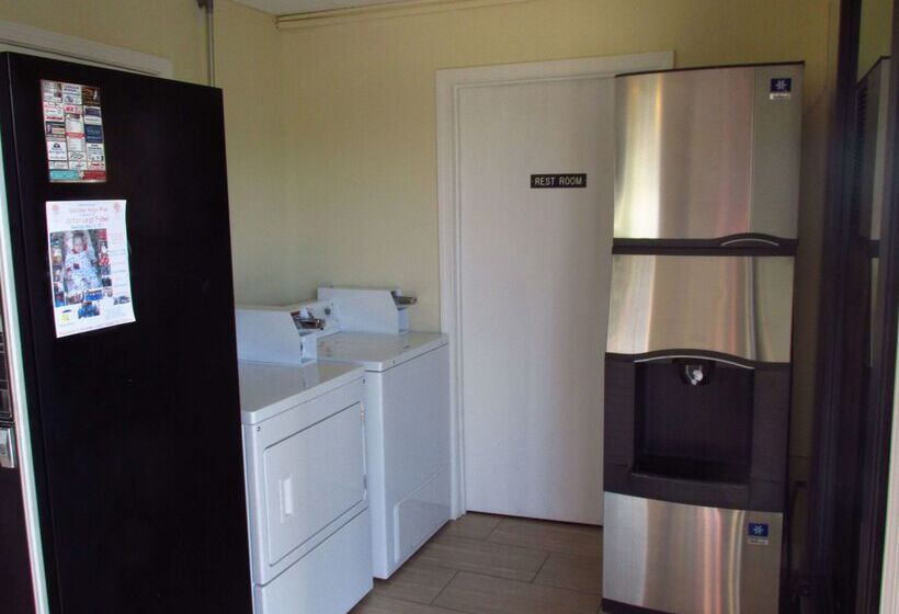 فندق Americas Best Value Inn Celina
