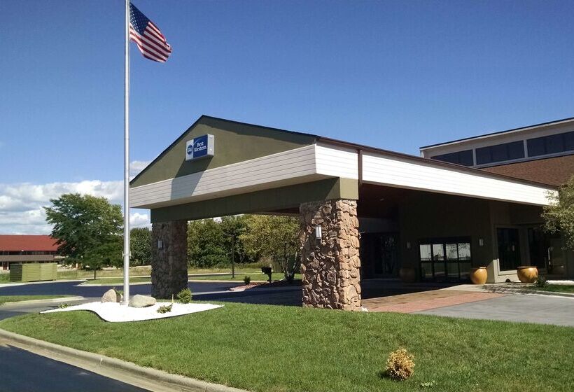 בית מלון כפרי Best Western Benton Harbor – St. Joseph