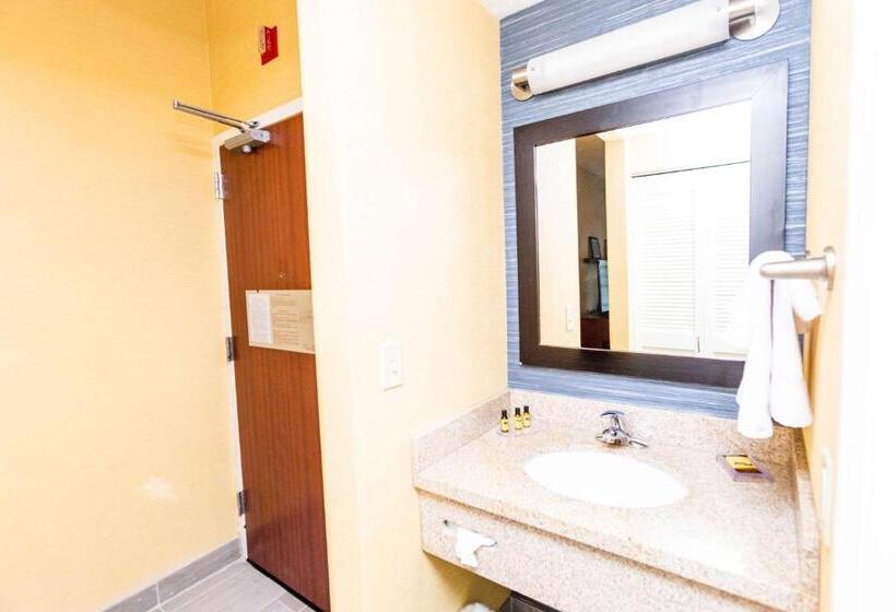 בית מלון כפרי Best Western Plus Provo University Inn