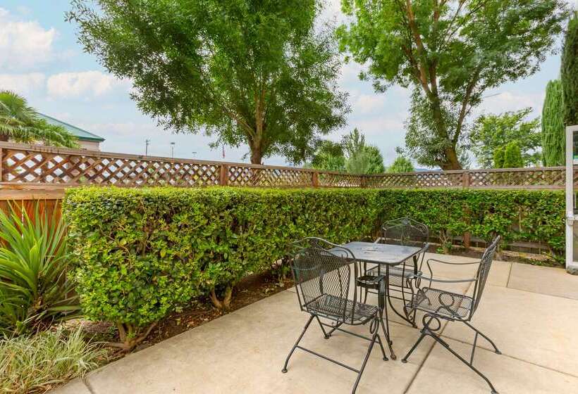 هتل Comfort Inn Medford South