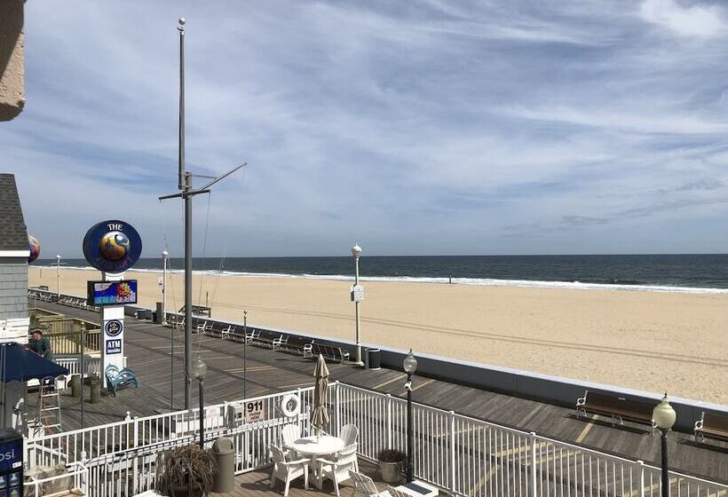 هتل Comfort Inn Ocean City Boardwalk