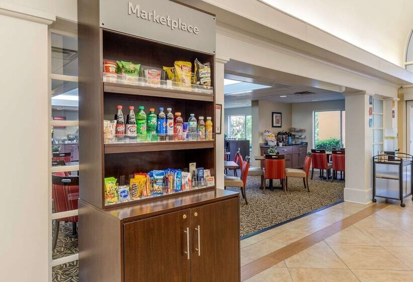 ホテル Comfort Suites Gastonia  Charlotte