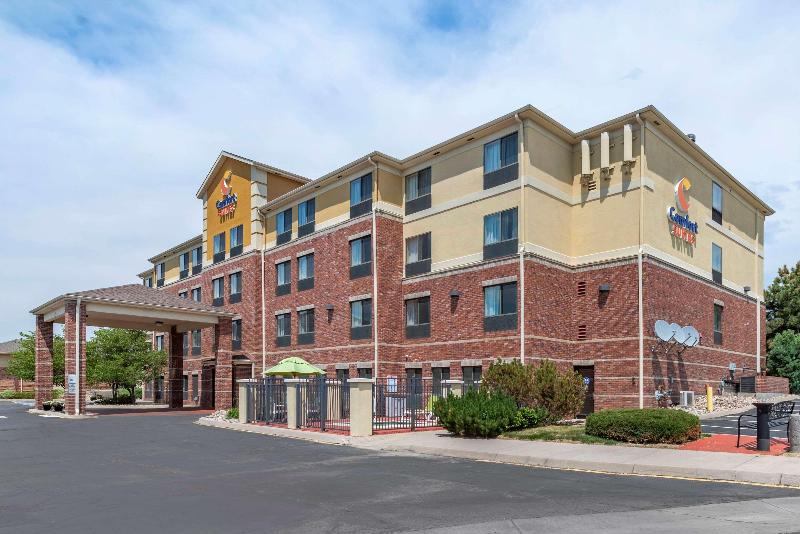 Отель Comfort Suites Highlands Ranch Denver Tech Center Area