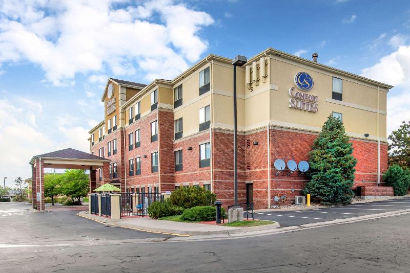 Отель Comfort Suites Highlands Ranch Denver Tech Center Area