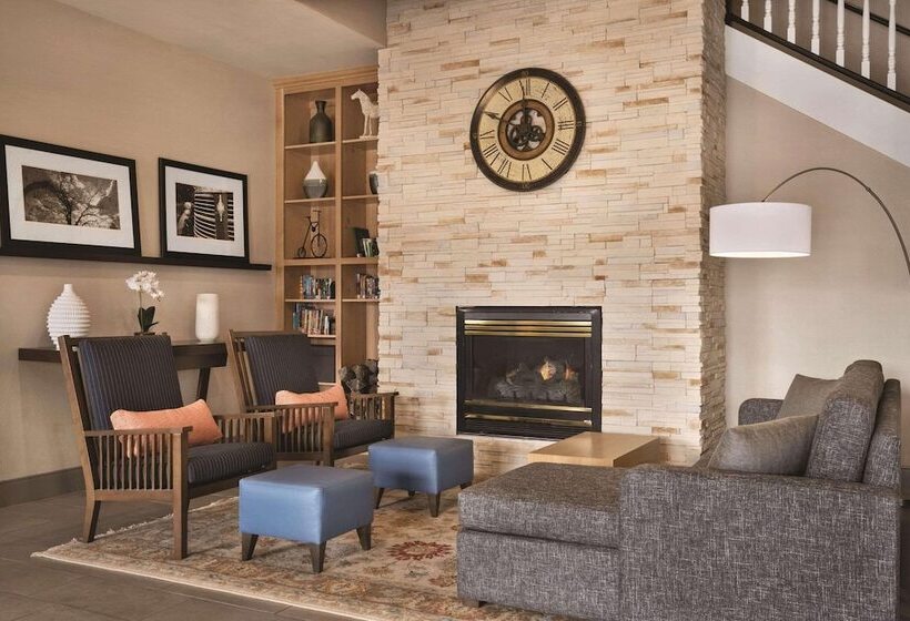 هتل Country Inn & Suites By Radisson, Dakota Dunes, Sd