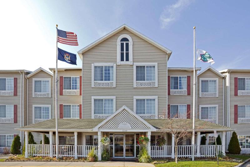 هتل Country Inn & Suites By Radisson, Grand Rapids Airport, Mi