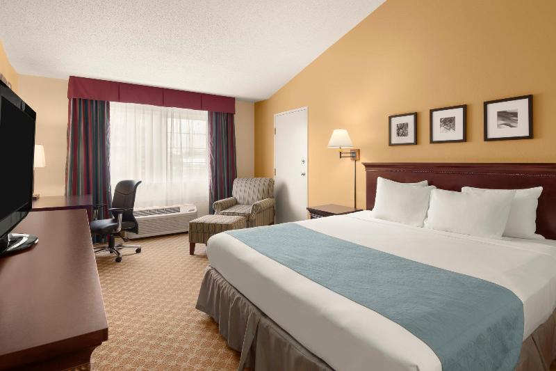 هتل Country Inn & Suites By Radisson, Sioux Falls, Sd