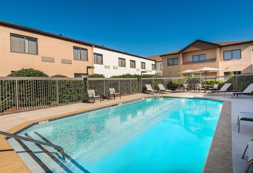 هتل Courtyard By Marriott Wilmington/wrightsville Beach